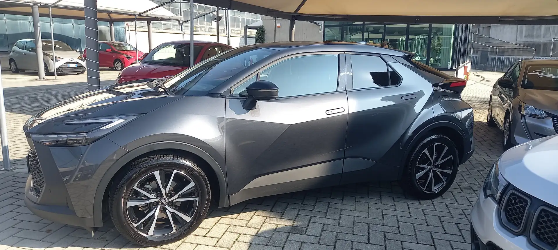 Toyota C-HR PREZZOVEROSENZAVINCOLI  1.8 hev Trend e-cvt Grigio - 1
