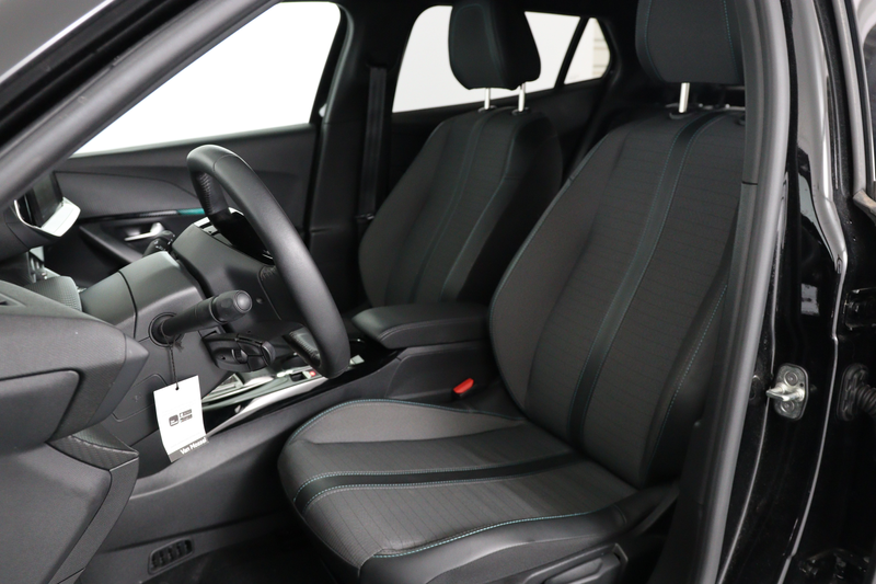 Peugeot e-2008 EV Allure 50 kWh | Dealer Onderhouden! | 1e Eigena — photo 7