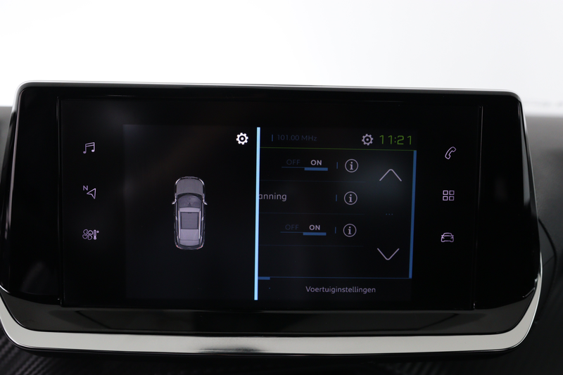 Peugeot e-2008 EV Allure 50 kWh | Dealer Onderhouden! | 1e Eigena — photo 15