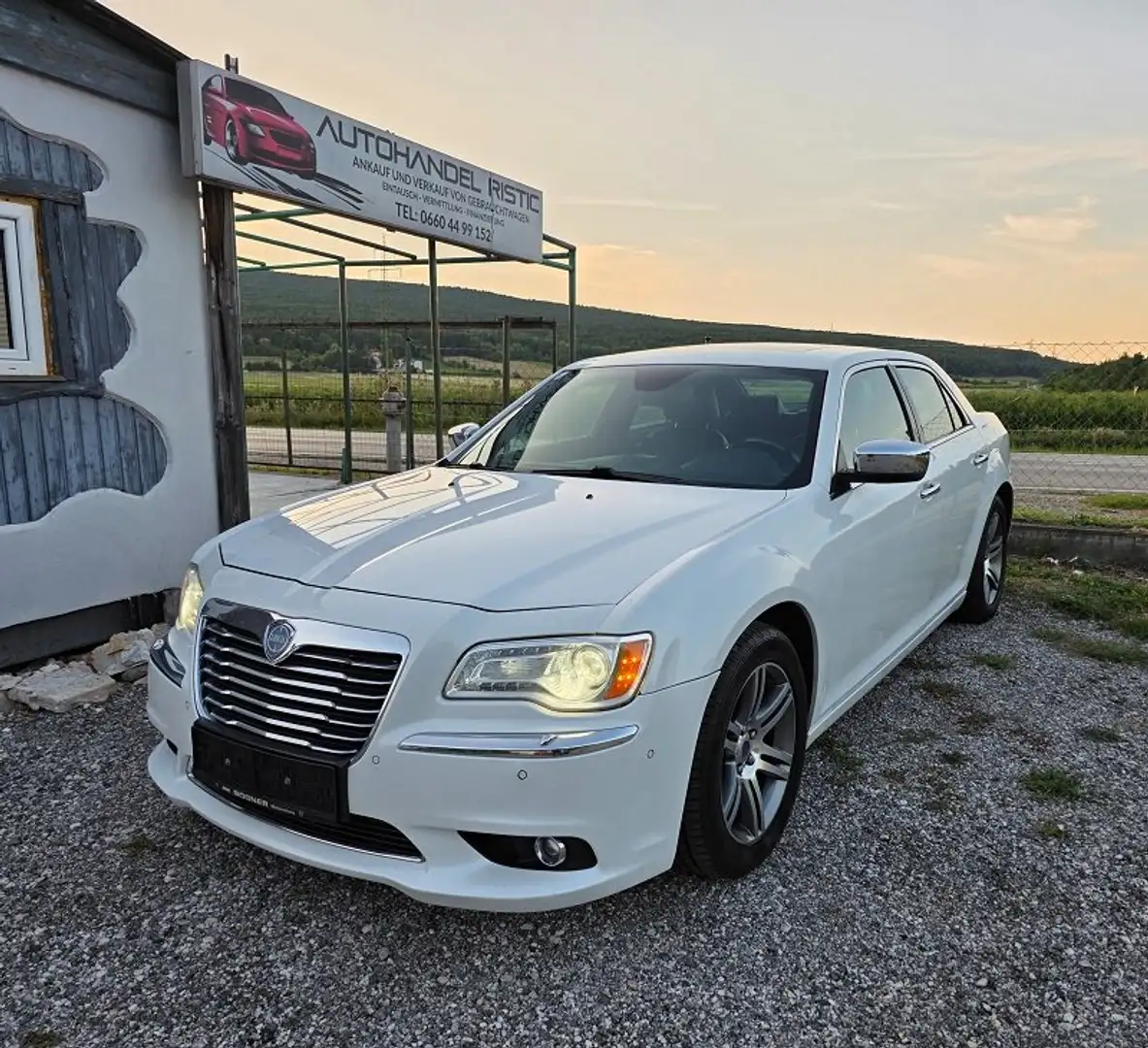 Lancia Thema Thema 3,0 Multijet II Platinum Platinum Biały - 1