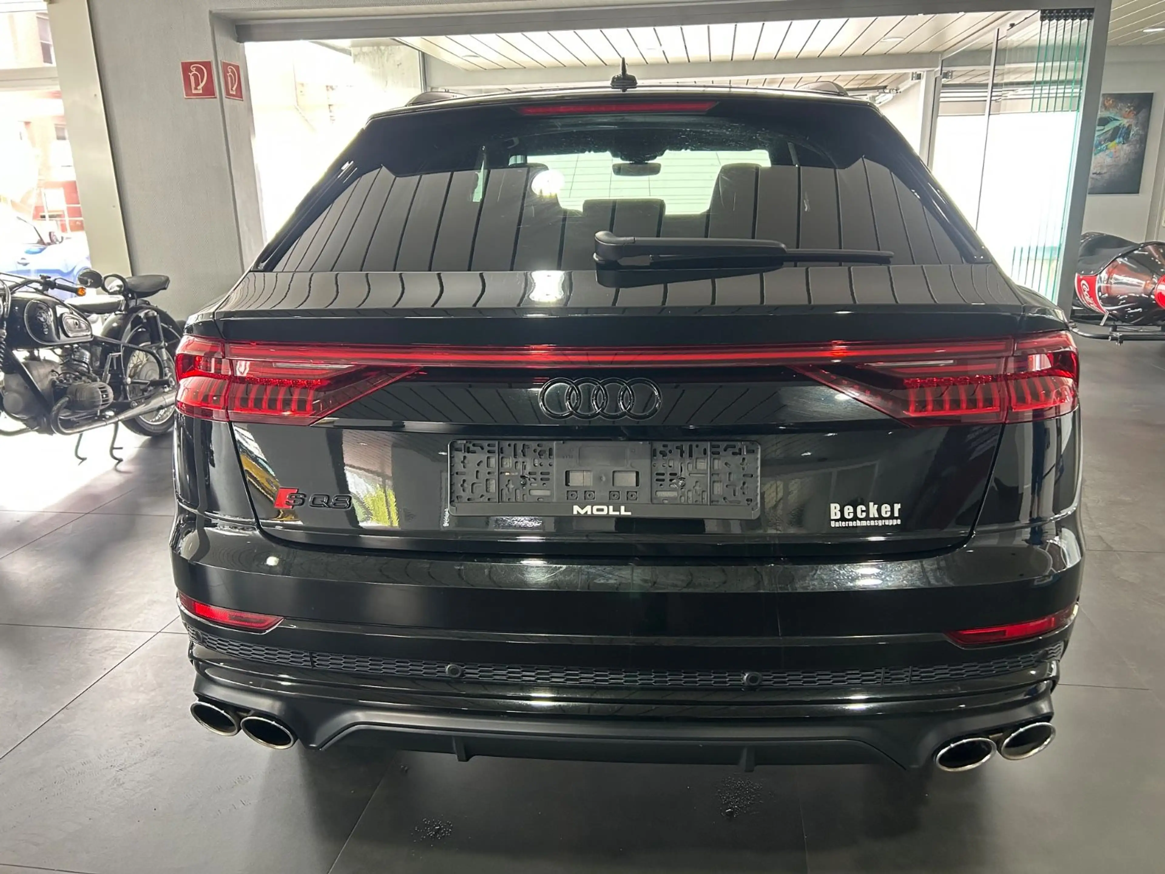 Audi SQ8 TFSI quattro tiptronic competit. plus — photo 5