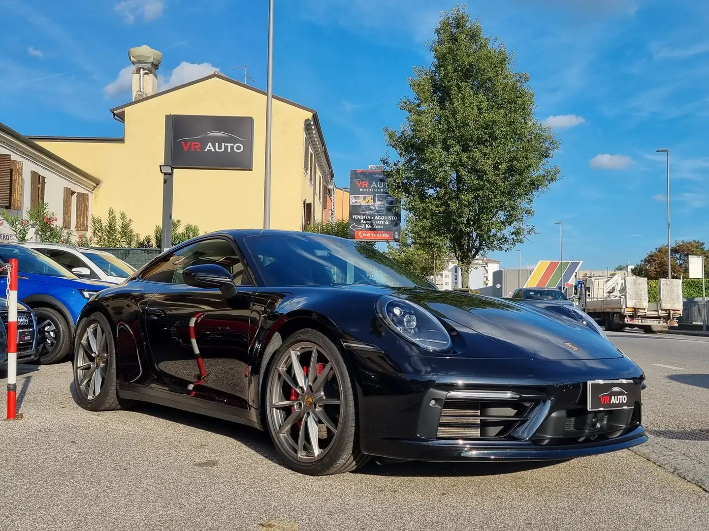 Porsche 992 911 Coupe 3.0 Carrera 4S Autom. FULL OPTIONALPROMO Noir - 1