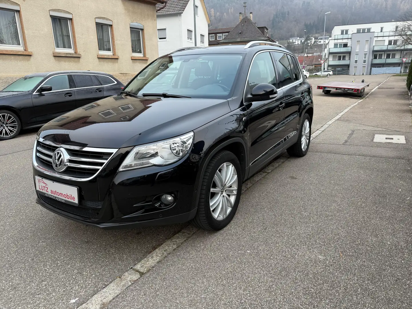 Volkswagen Tiguan Team 4Motion, Ahk, Schwarz - 1