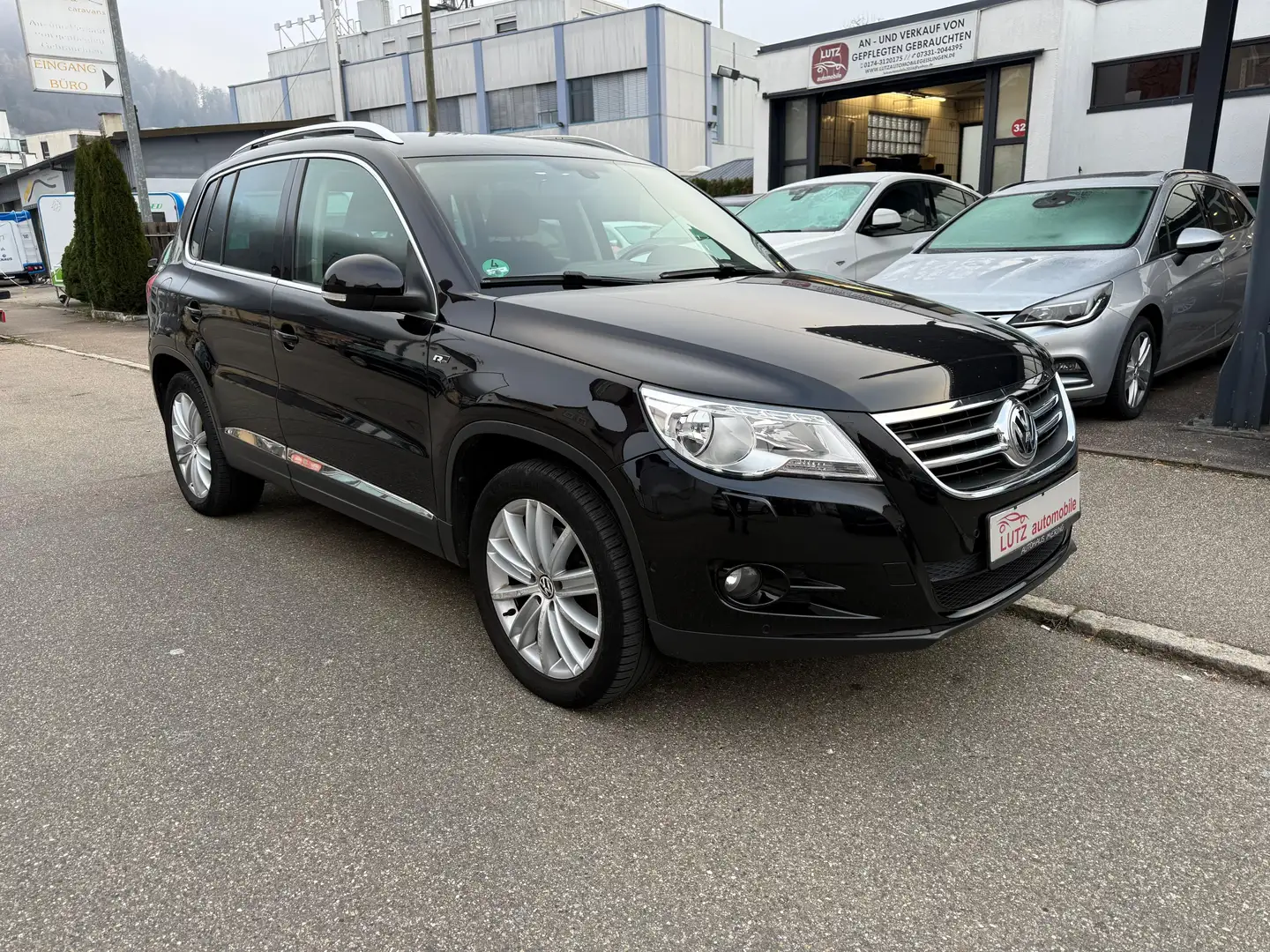 Volkswagen Tiguan Team 4Motion, Ahk, Schwarz - 2