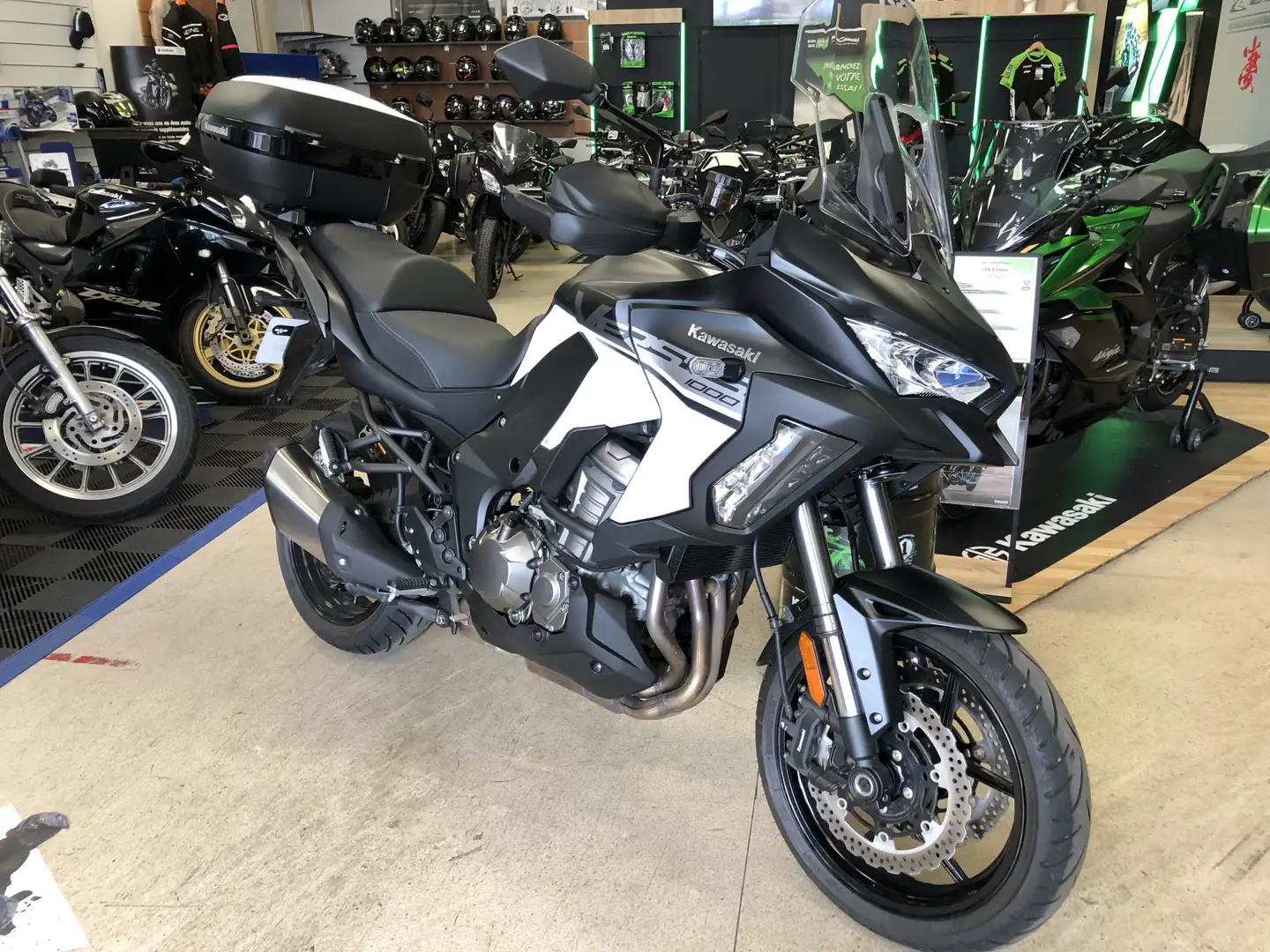 Kawasaki Versys 1000 Bílá - 1
