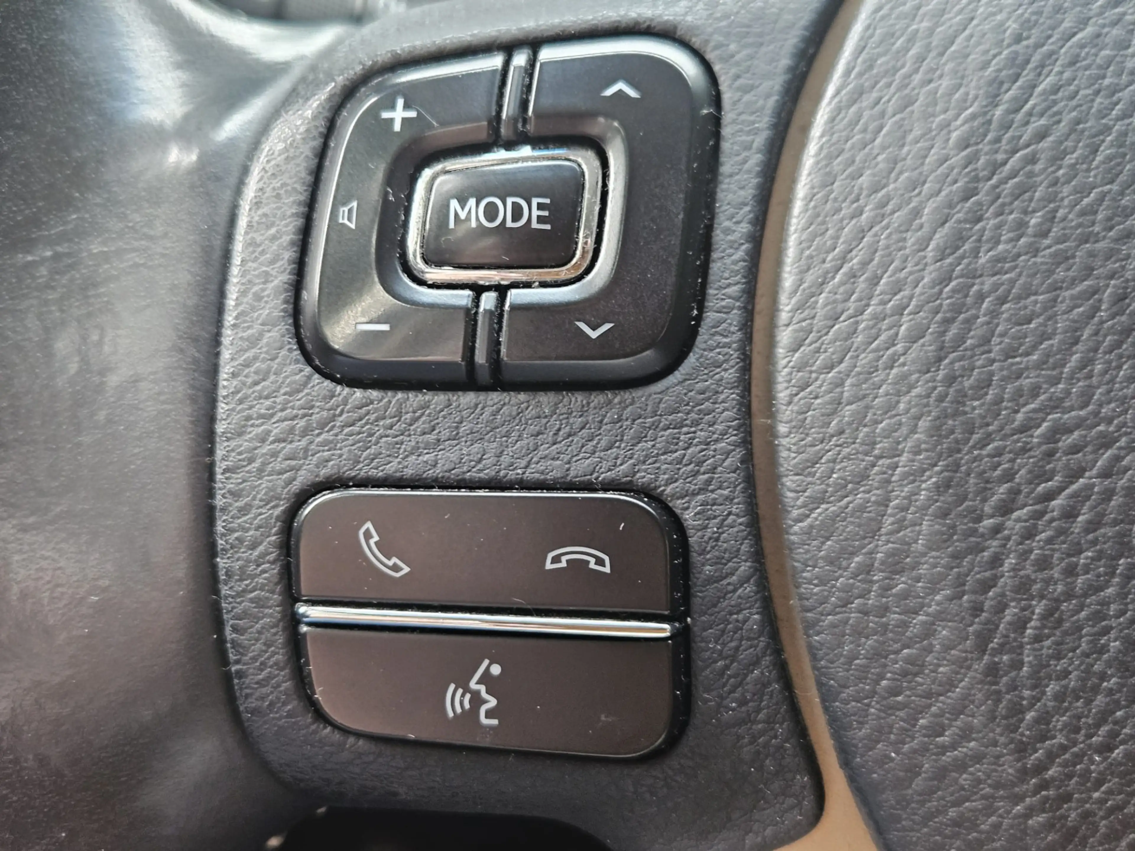 Lexus NX 300h AWD 25th Edition Pdc/Stoelverwarming — photo 15
