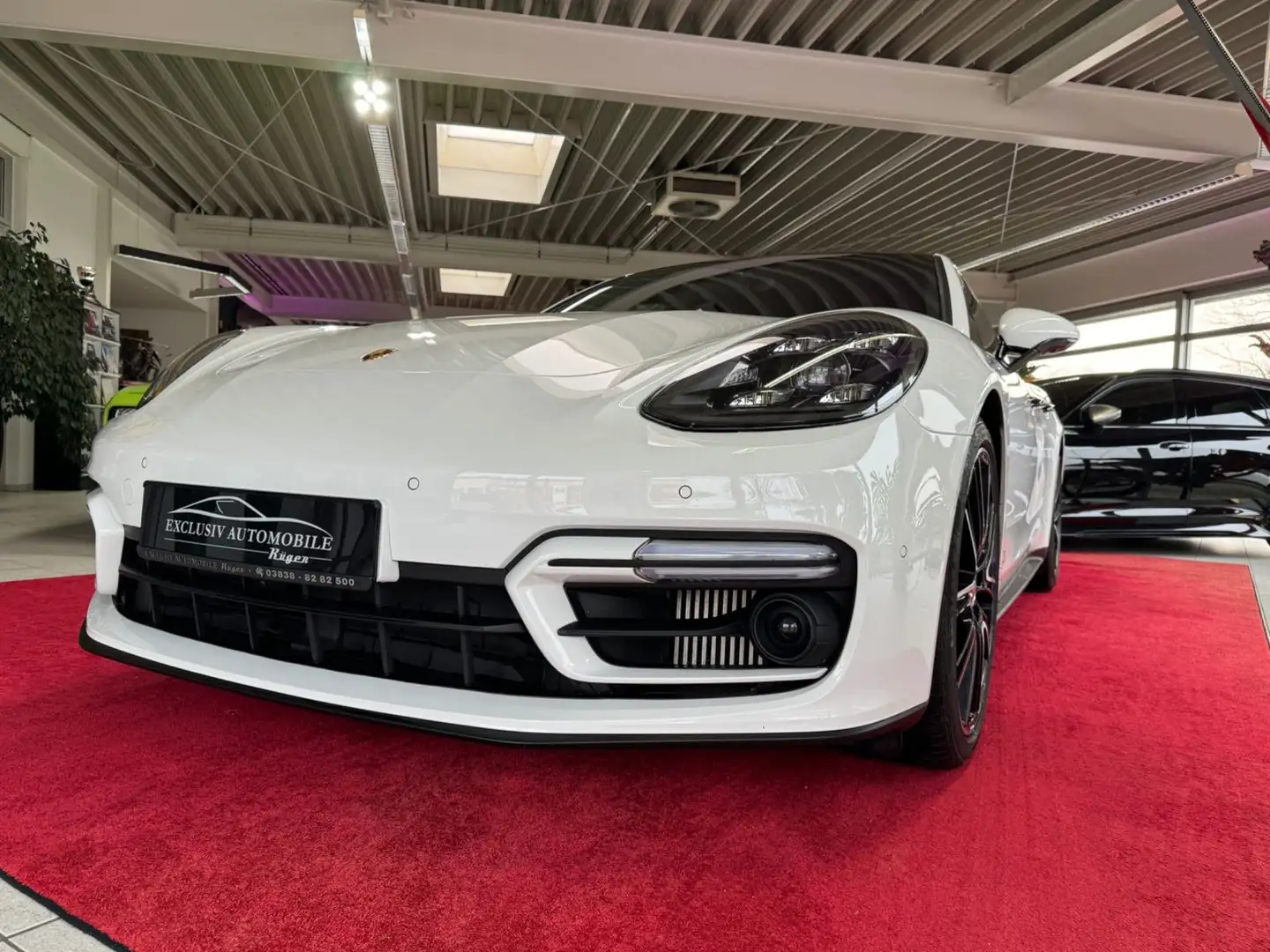 Porsche Panamera Sport Turismo GTS 4.0 V8 Carbon Approve Blanco - 1