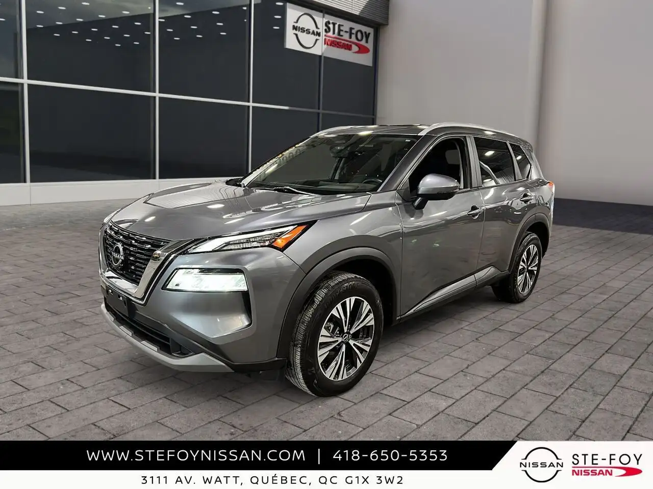 2023 Nissan Rogue SV — photo 1