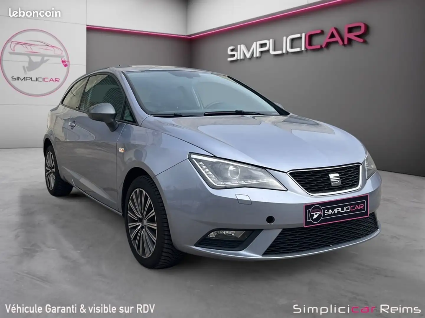 SEAT Ibiza 1.2 TSI 90 Ch Connect garantie 12 mois Gris - 1