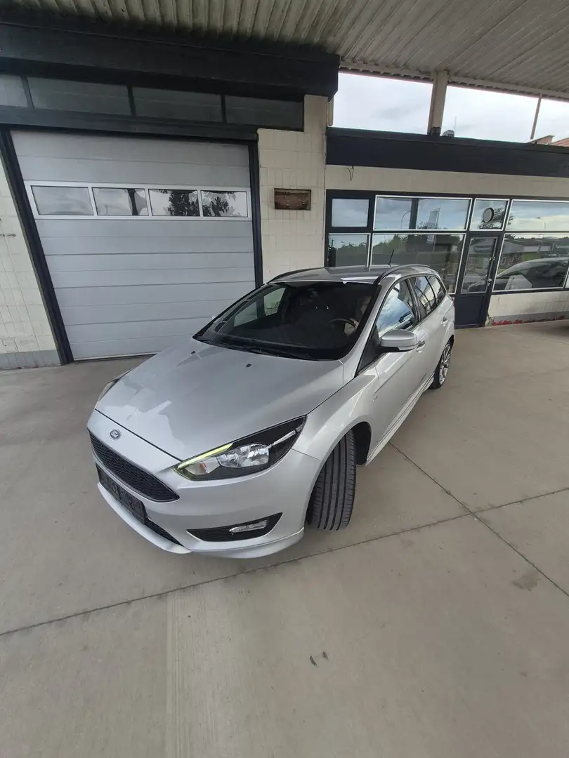 Ford Focus Traveller 1,0 EcoBoost ST-Line - 2