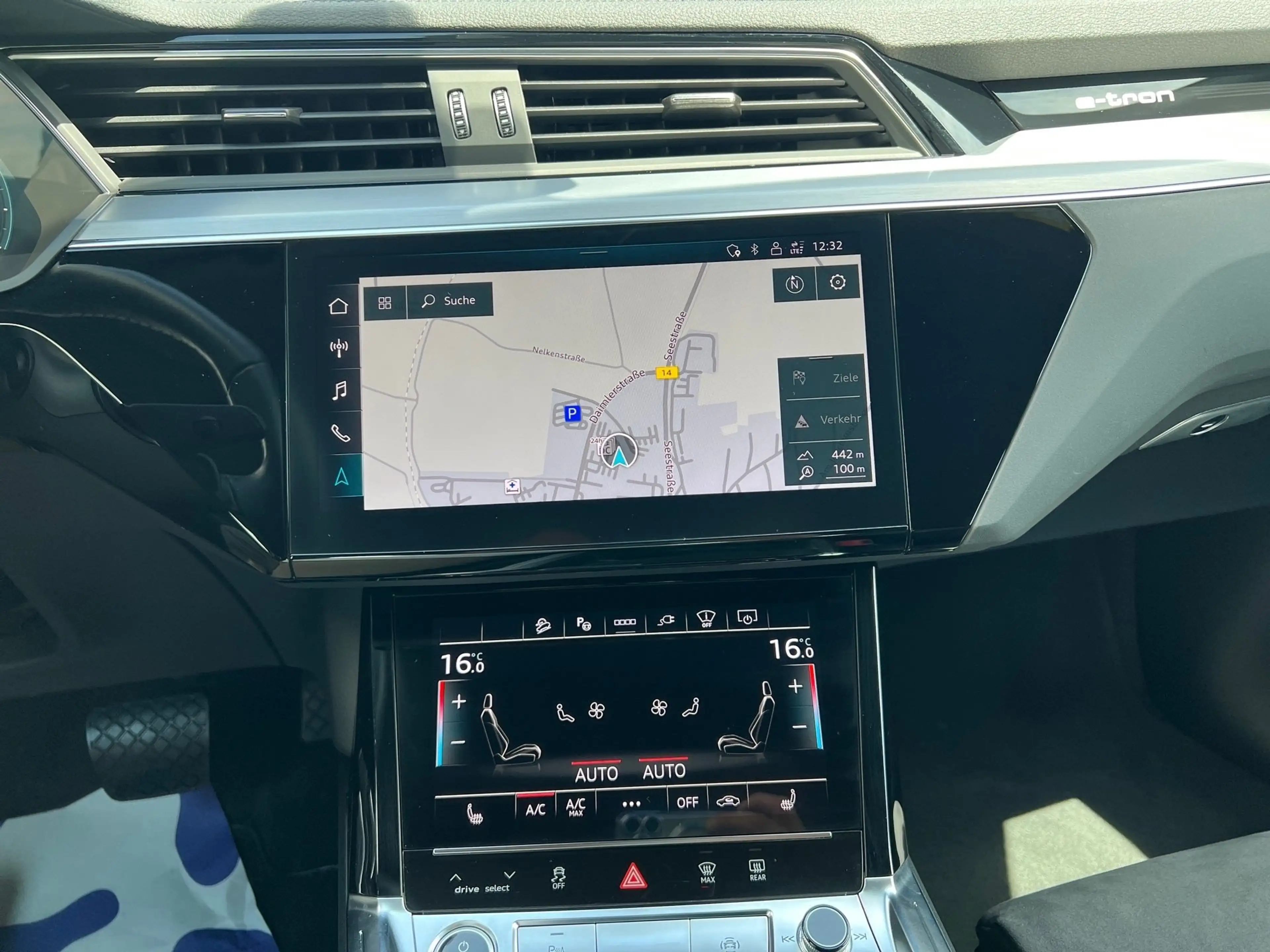 Audi Q8 e-tron quattro advanced *HUD*4x SHZ*KAMERA*MATRIX* — photo 7