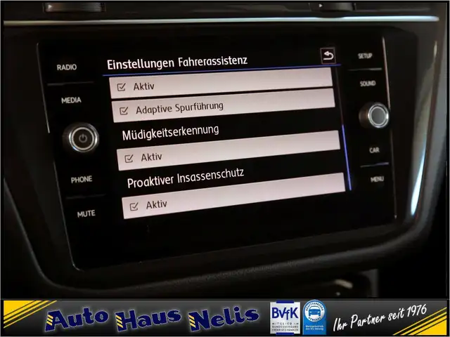 Volkswagen Tiguan Allspace view 12