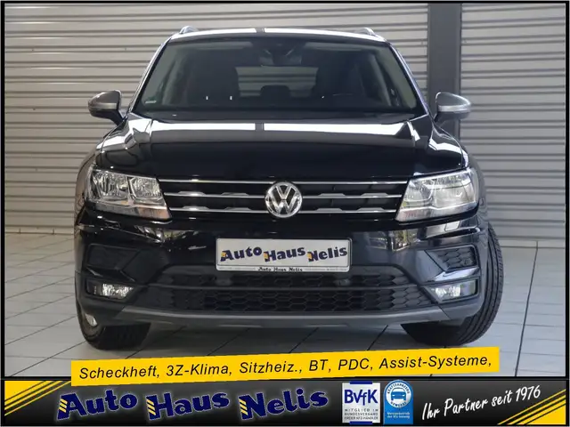 Volkswagen Tiguan Allspace view 3