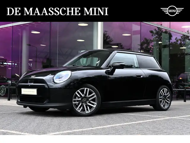 MINI Cooper E Hatchback / Classic / Pakket L / 17 inch Parallel