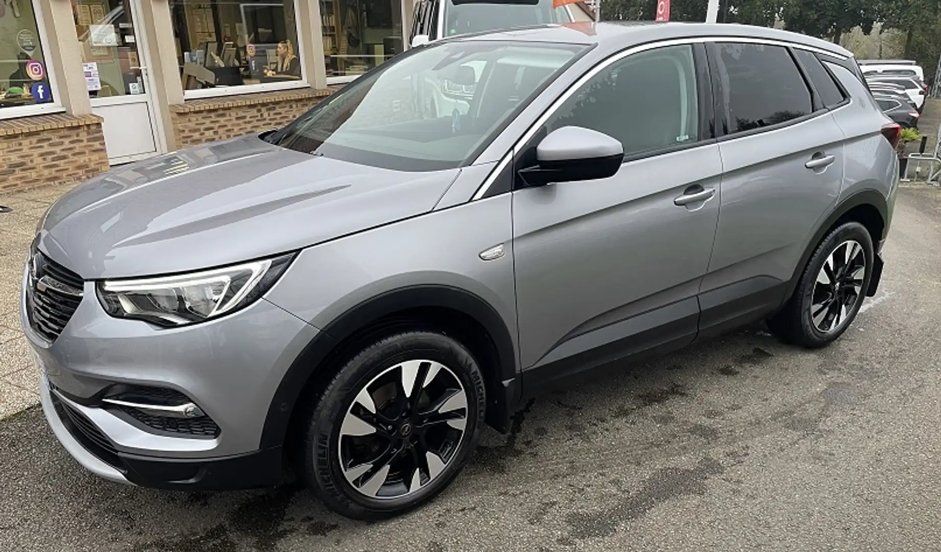 Opel Grandland X 1.6 D 120CH ECOTEC INNOVATION Gris - 1