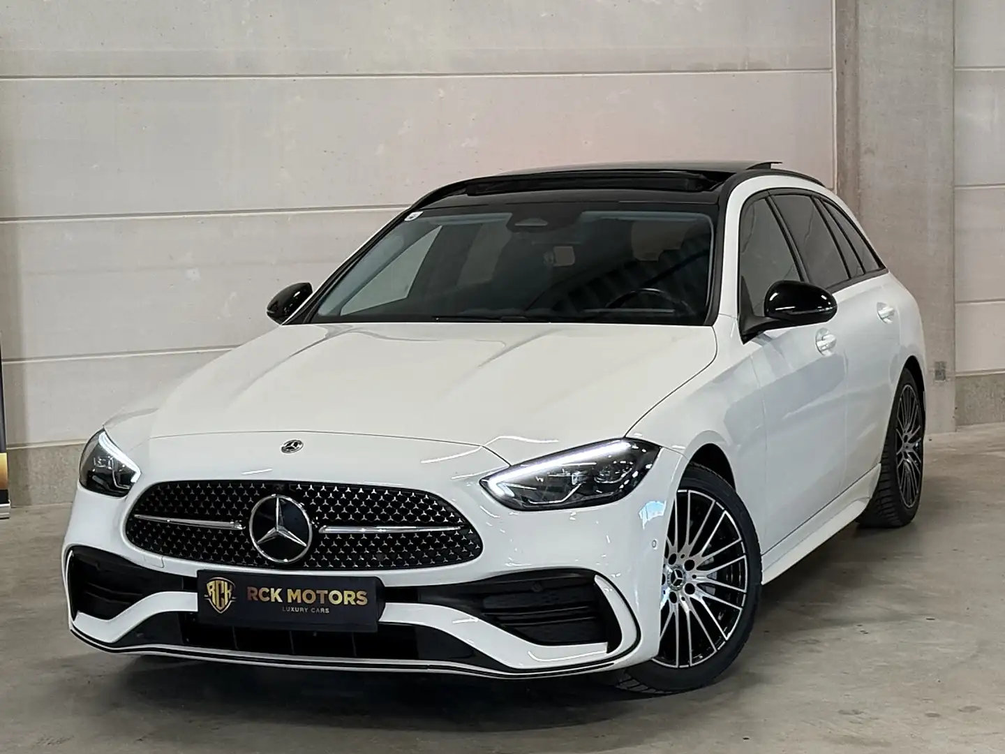 Mercedes-Benz C 220 d T Aut. // AMG Line // Pano // Weiß - 1