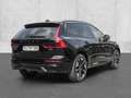 Volvo XC60 Plus Dark AWD B5 Benzin EU6e Licht-, Lagom-Paket & Schwarz - thumbnail 2