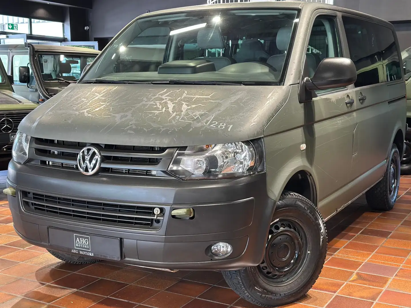 Volkswagen T5 Widder 4Motion kurz Seikel Rockton Bundeswehr Grün - 1