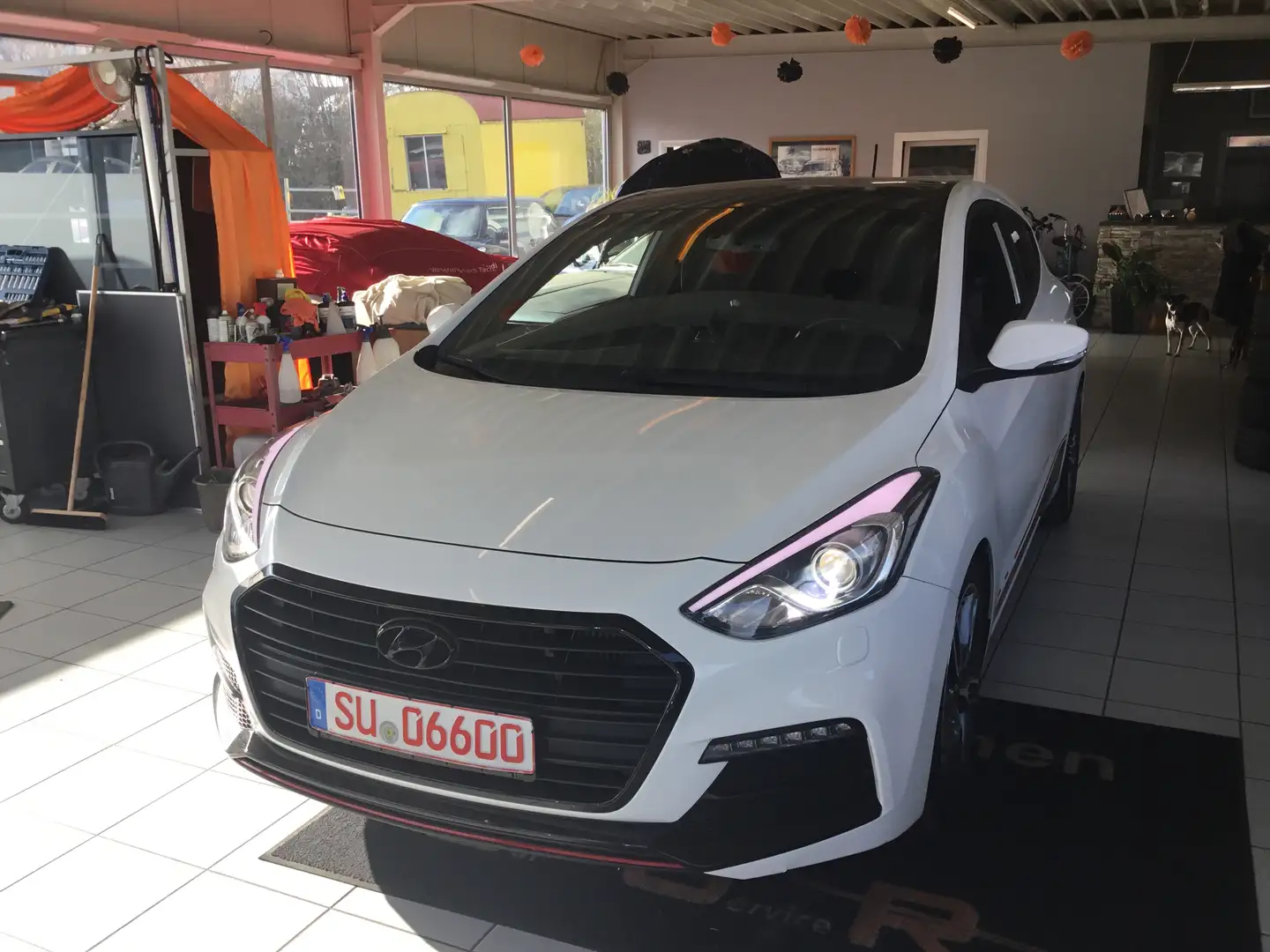 Hyundai i30 i30 Coupe 1.6 T GDi Coupe Turbo Blanc - 2