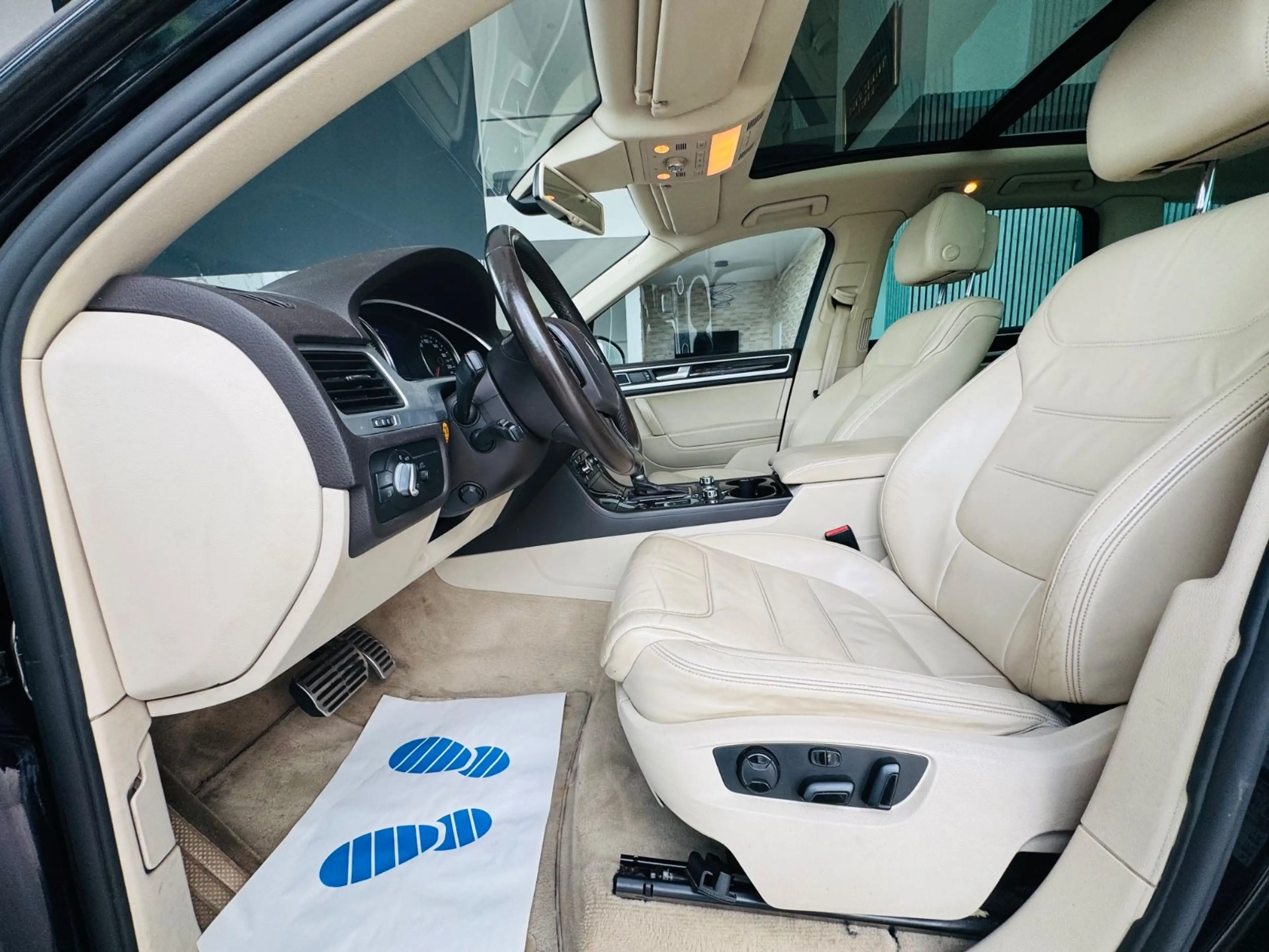 Volkswagen Touareg 4.2 TDI V8 Standheizung VOLL — photo 10