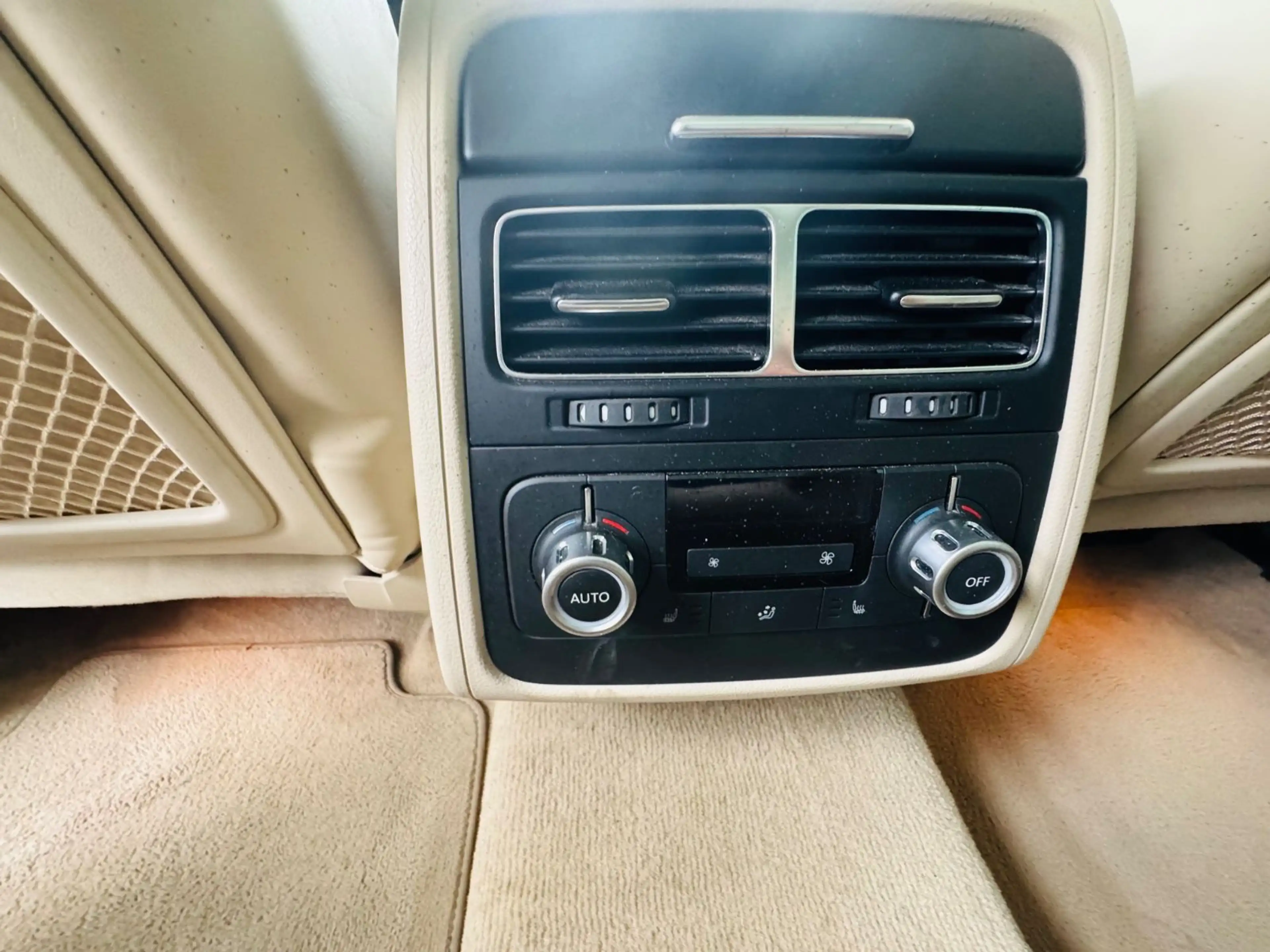 Volkswagen Touareg 4.2 TDI V8 Standheizung VOLL — photo 14