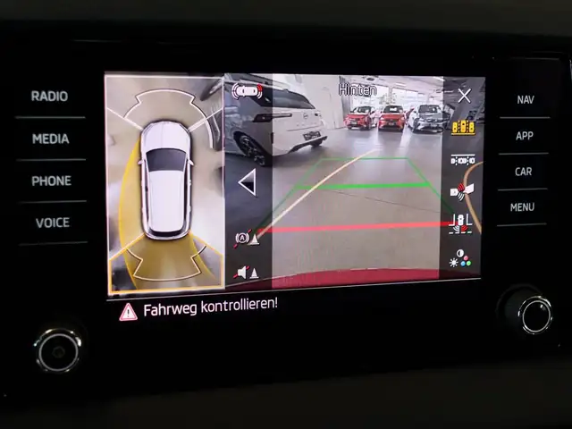 Skoda Karoq view 12