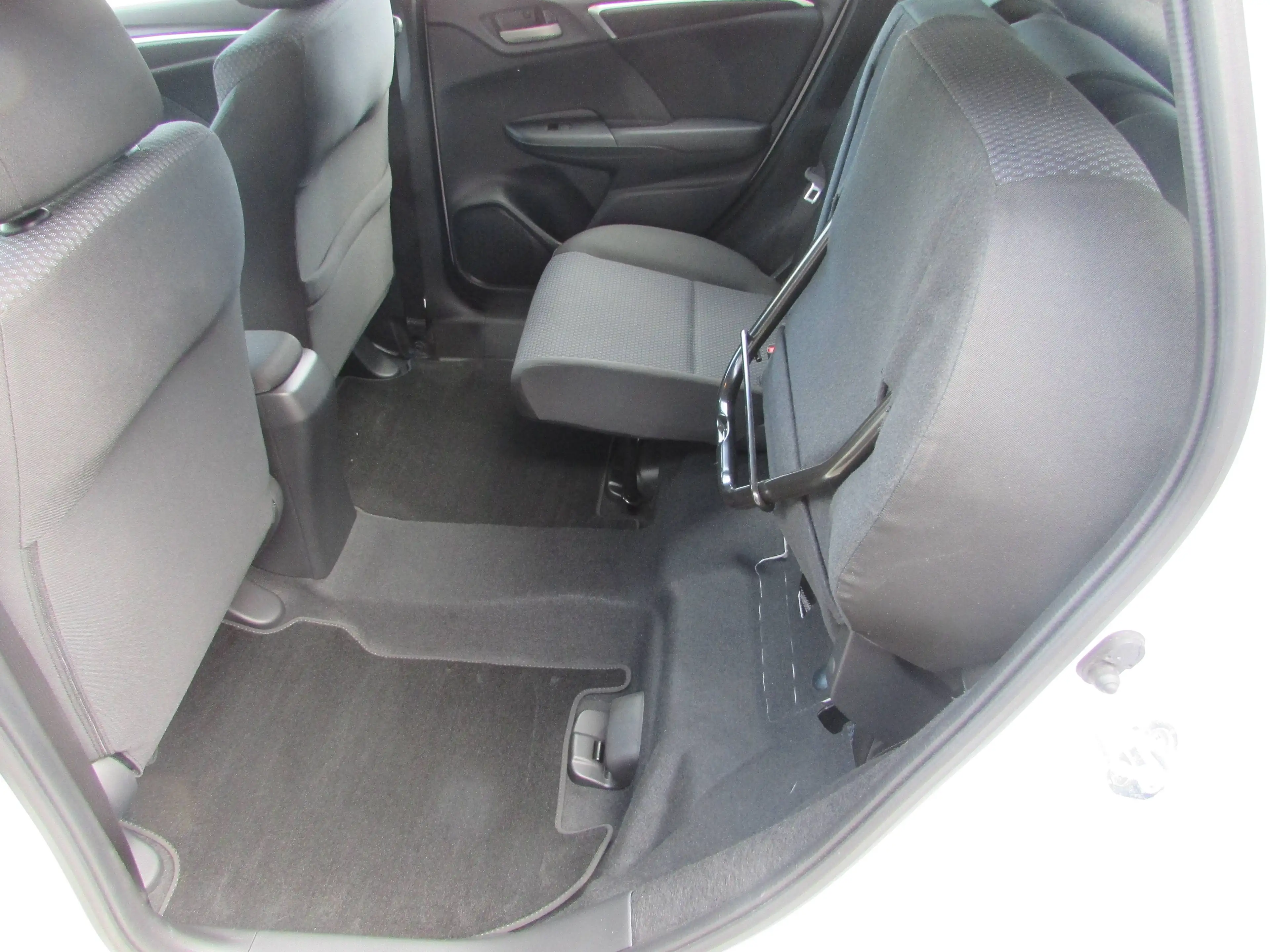 Honda Jazz Comfort, Sitzheizung, CD, MP3, EPS, USB, HDMI — photo 8