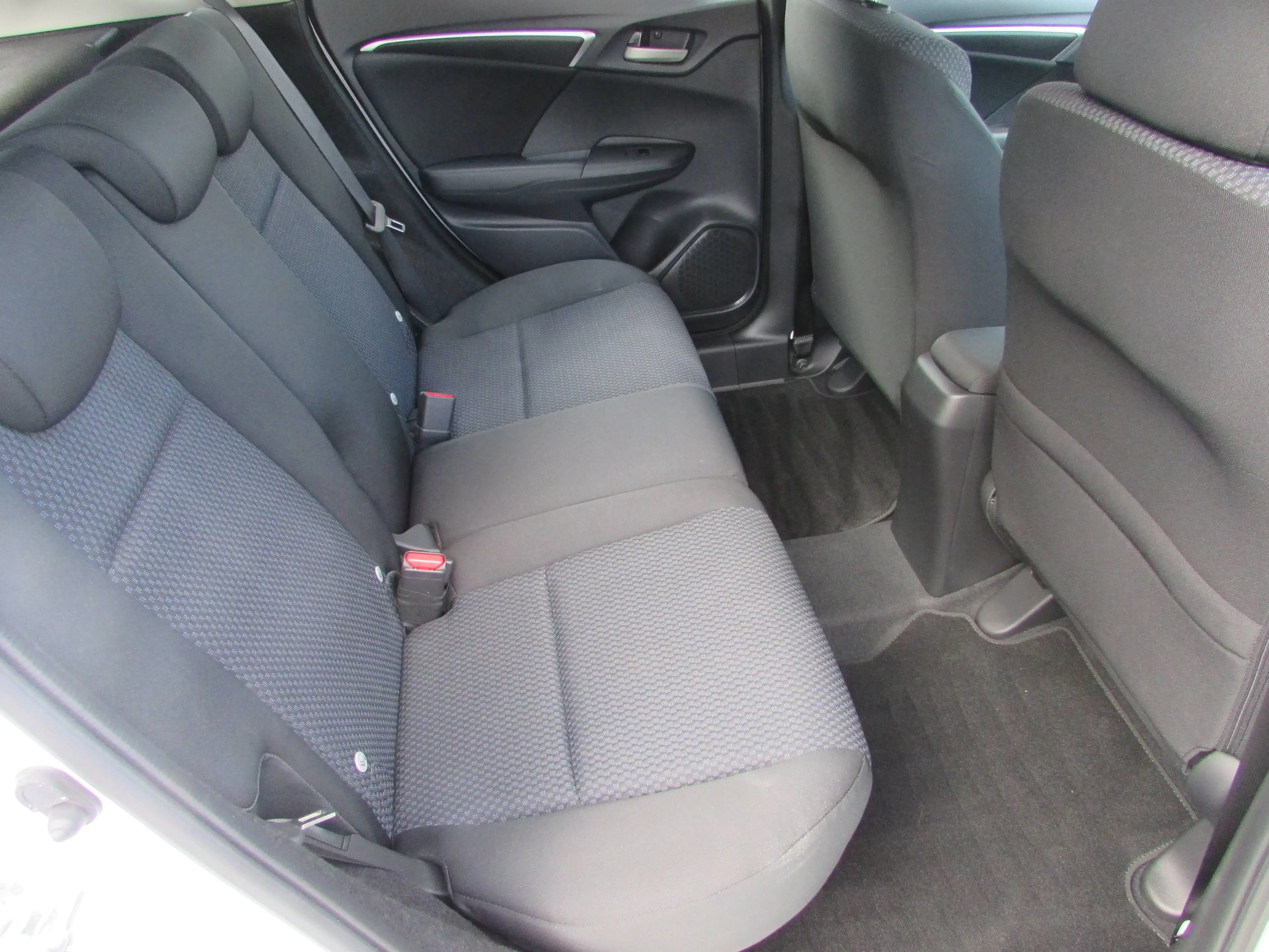 Honda Jazz Comfort, Sitzheizung, CD, MP3, EPS, USB, HDMI — photo 9