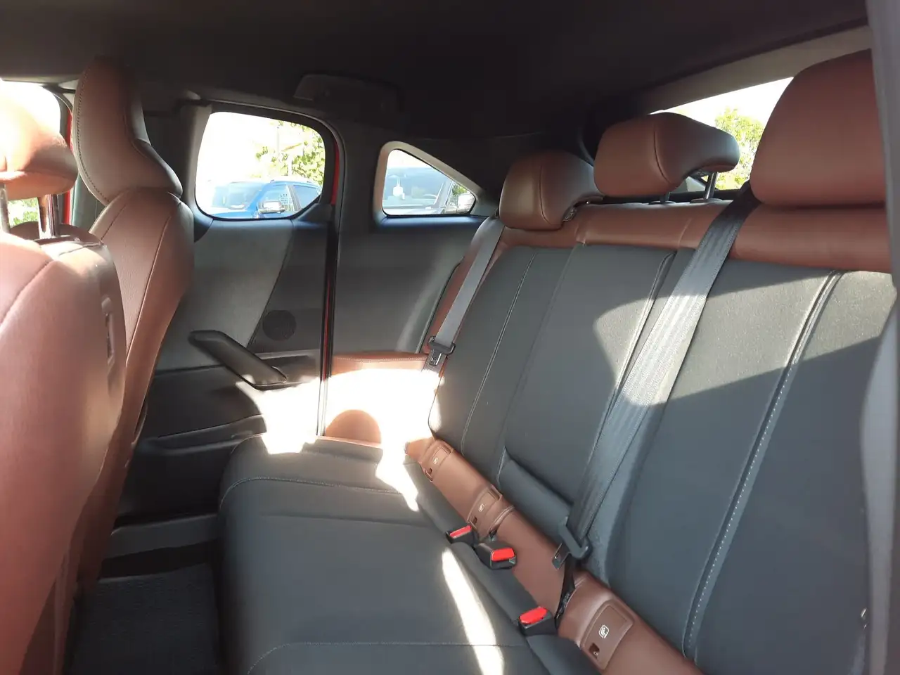 Mazda MX-30 e-SKYACTIV EV — photo 24 sur 31