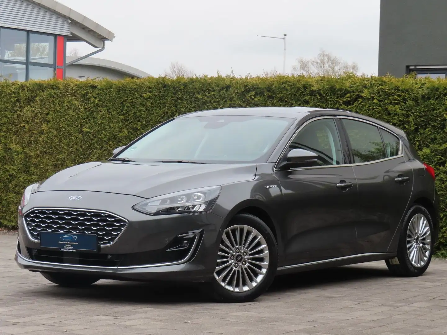 Ford Focus Lim. VIGNALE *Aut. / Leder / Head-Up* Grau - 1