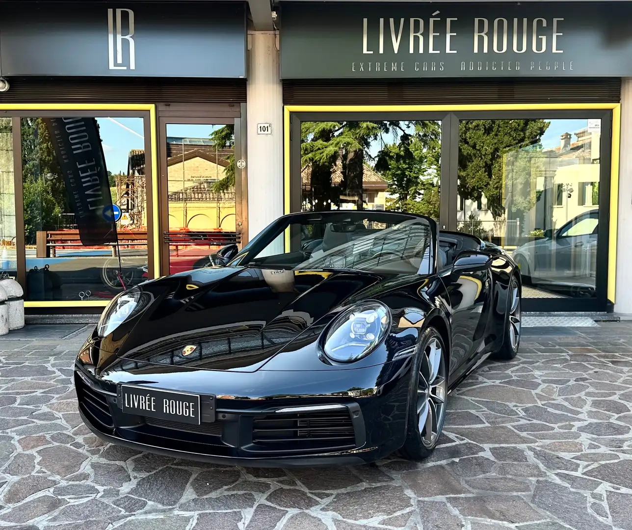 Porsche 911 Cabrio 3.0 Carrera auto Nero - 1