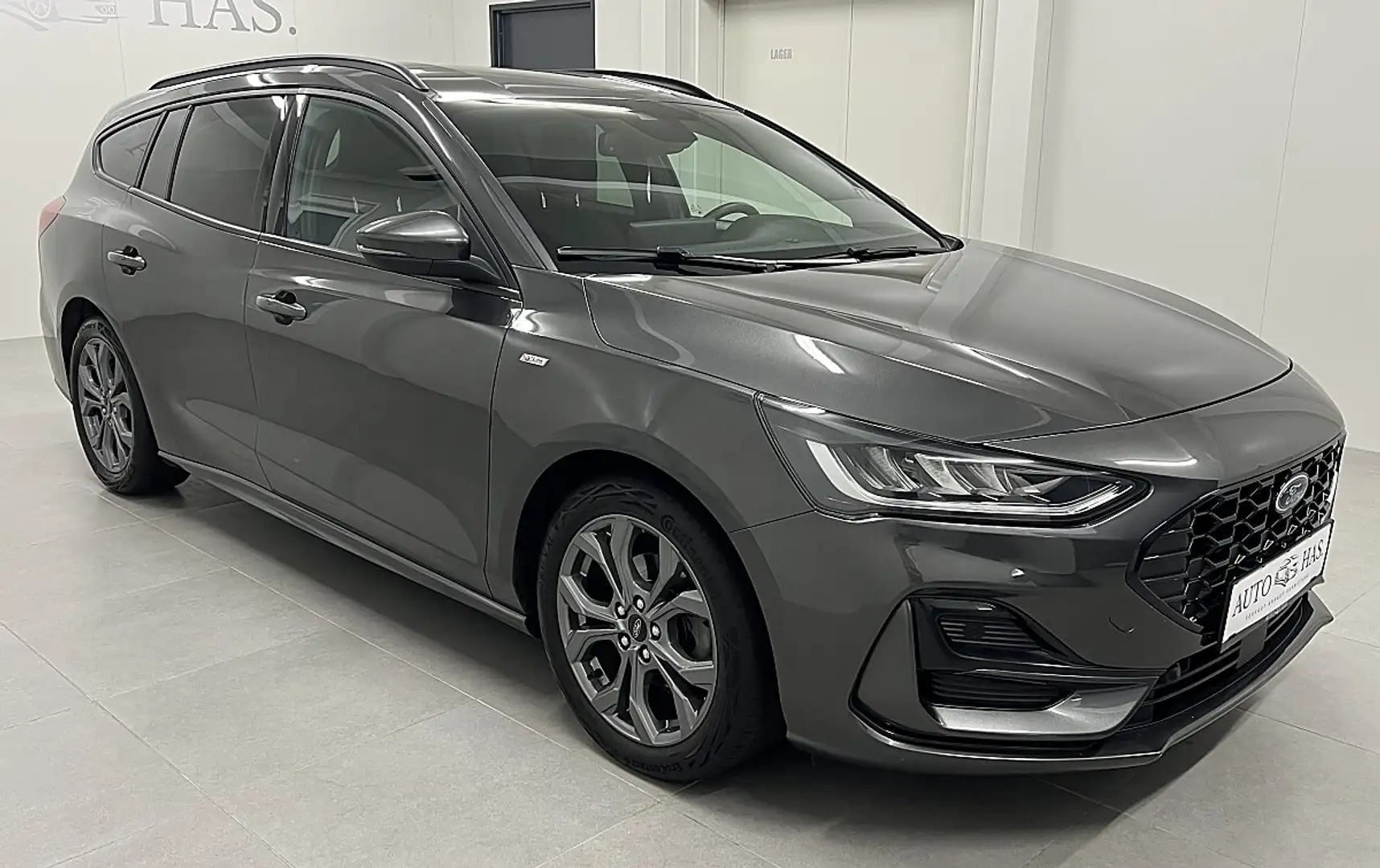 Ford Focus Traveller 1,0 EcoBoost ST-Line Aut. *MwSt auswe... Grau - 2