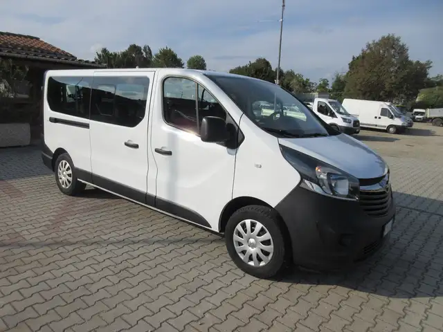 Opel Vivaro 1.6 dci 130 CV PULMINO 9 POSTI PASSO LUNGO