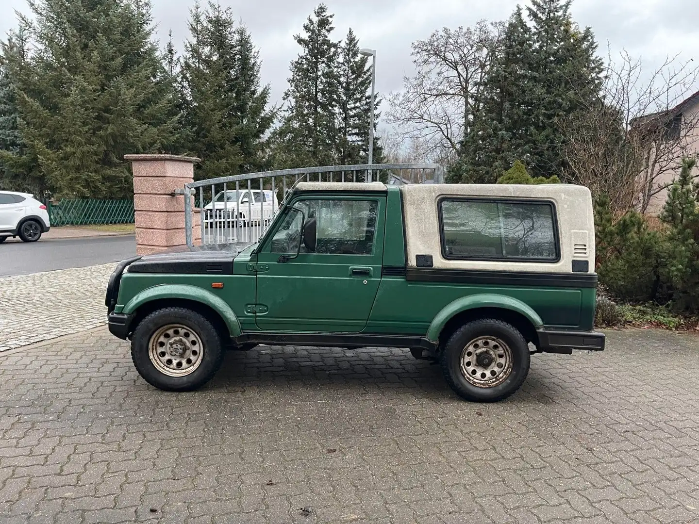 Suzuki SJ Samurai lang Hardtop Verde - 1