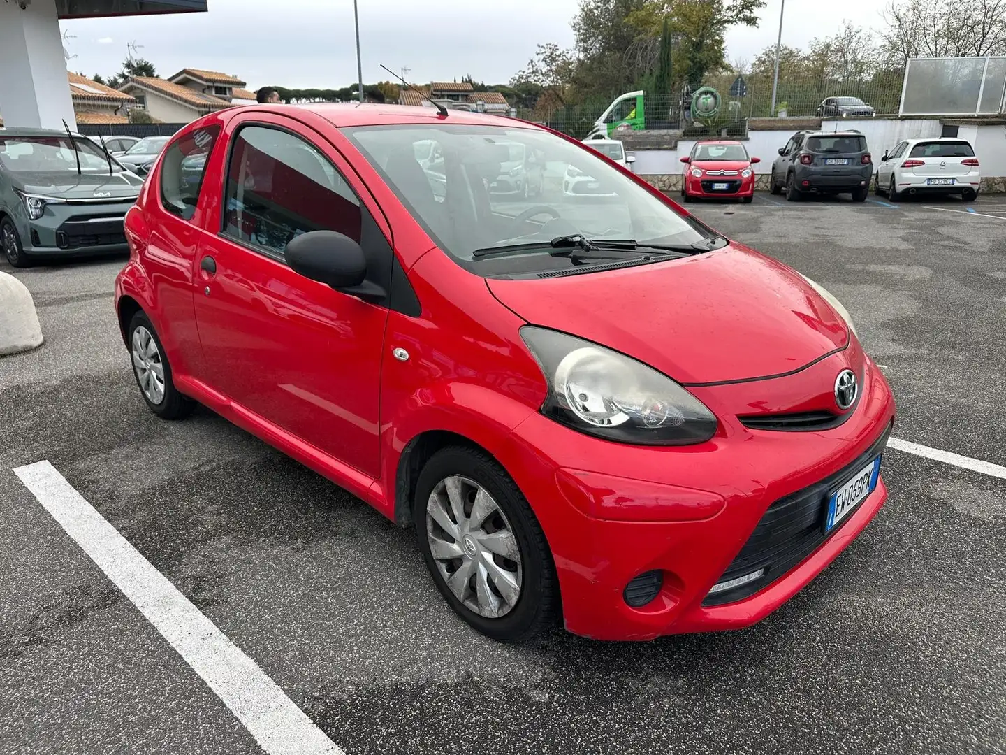 Toyota Aygo Aygo I 2012 3p 1.0 Active connect Rosso - 2