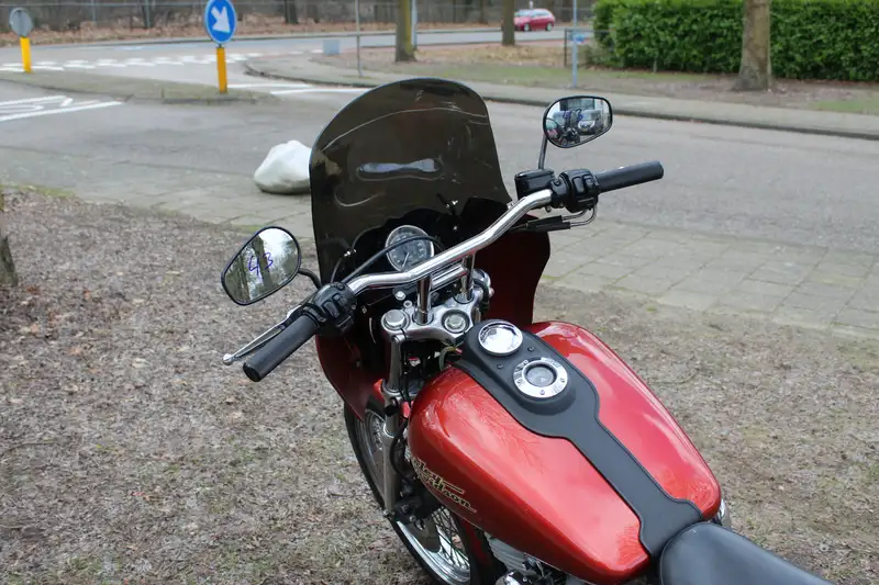 Harley-Davidson Dyna Super Glide - foto 4