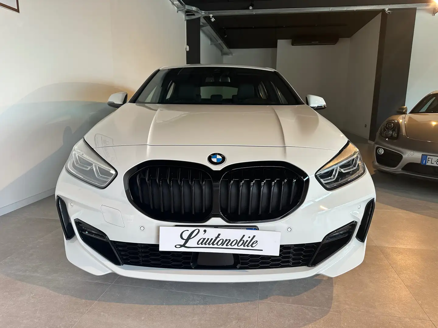 BMW 118 Serie 1 F40 118d Msport auto Bianco - 2