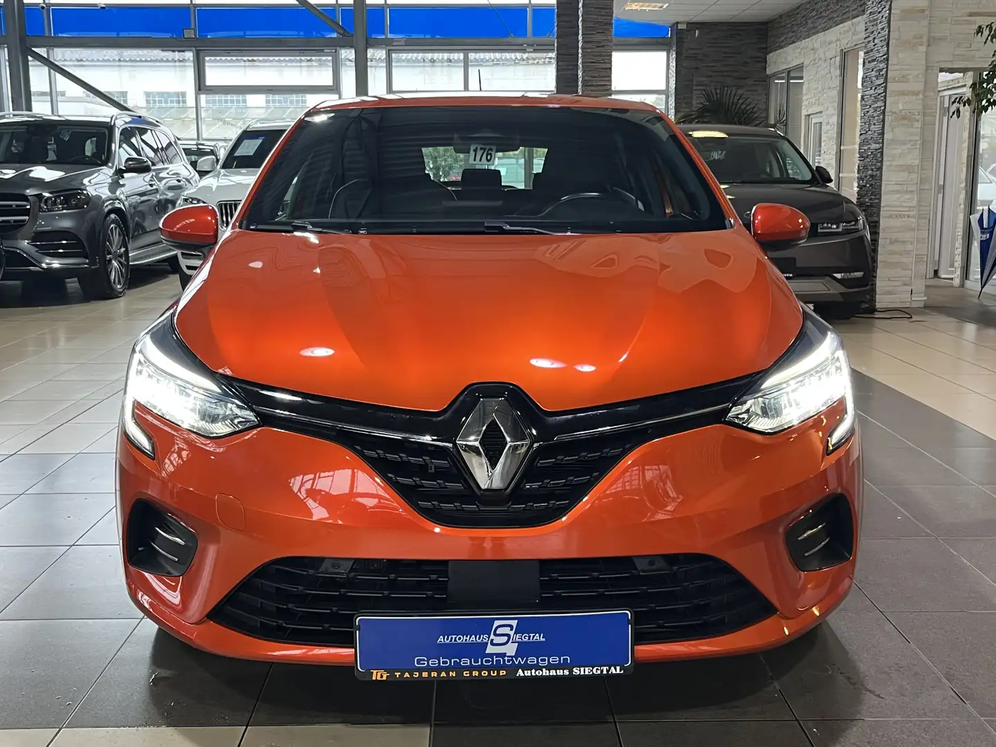 Renault Clio Intens BOSE Navi LED dig.Cockpit Spurassist Orange - 2