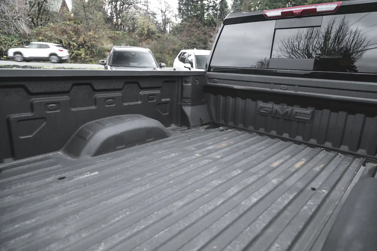 GMC Sierra 3500HD снимка GMC Sierra 3500HD