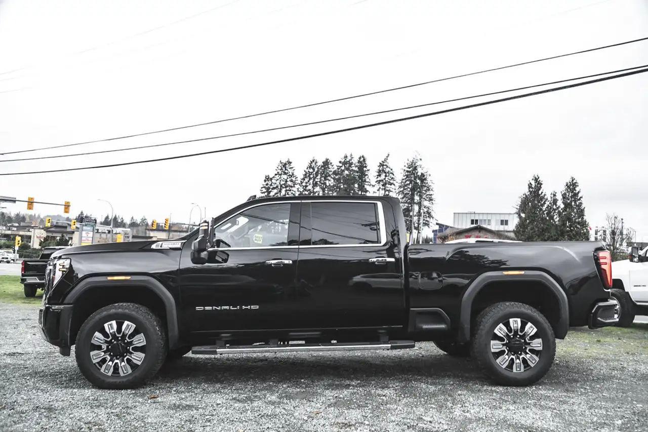 GMC Sierra 3500HD снимка GMC Sierra 3500HD
