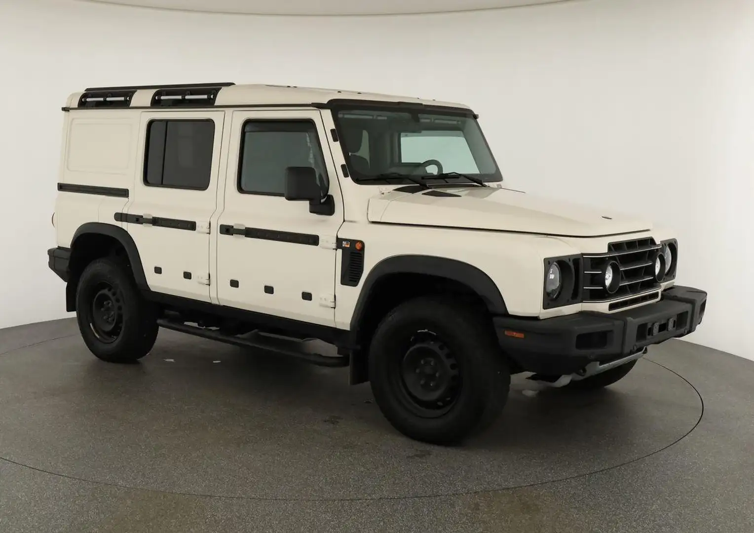 Ineos Grenadier Quartermaster Trialmaster Edition Utility Wagon... Weiß - 1