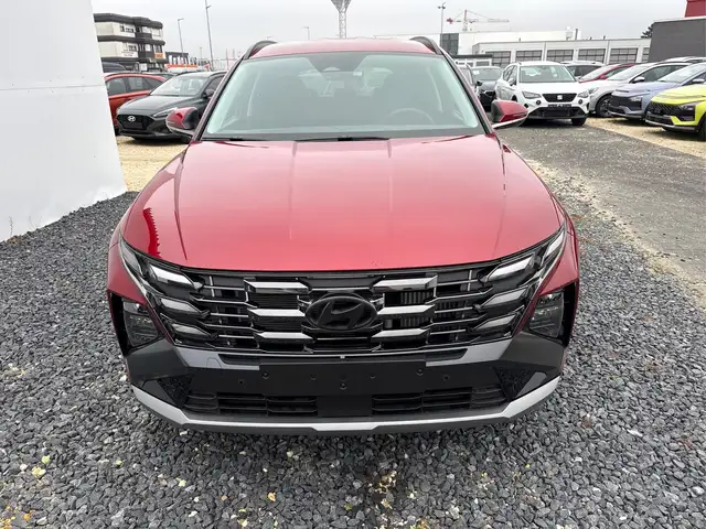 Hyundai Tucson view 2