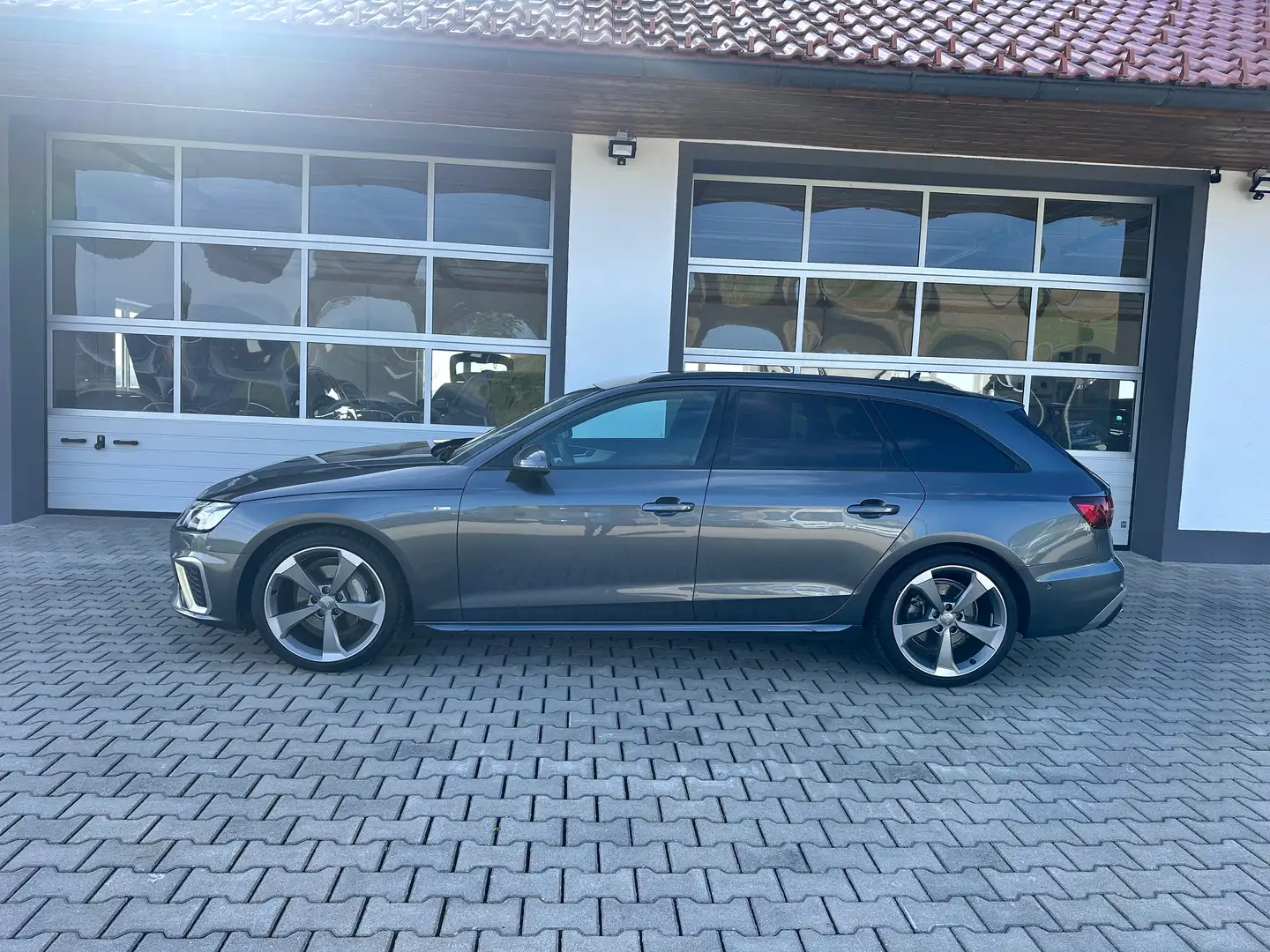 Audi A4 40 TDI quattro S-tronic S-line **Virtual*RFK*ACC** Grau - 2