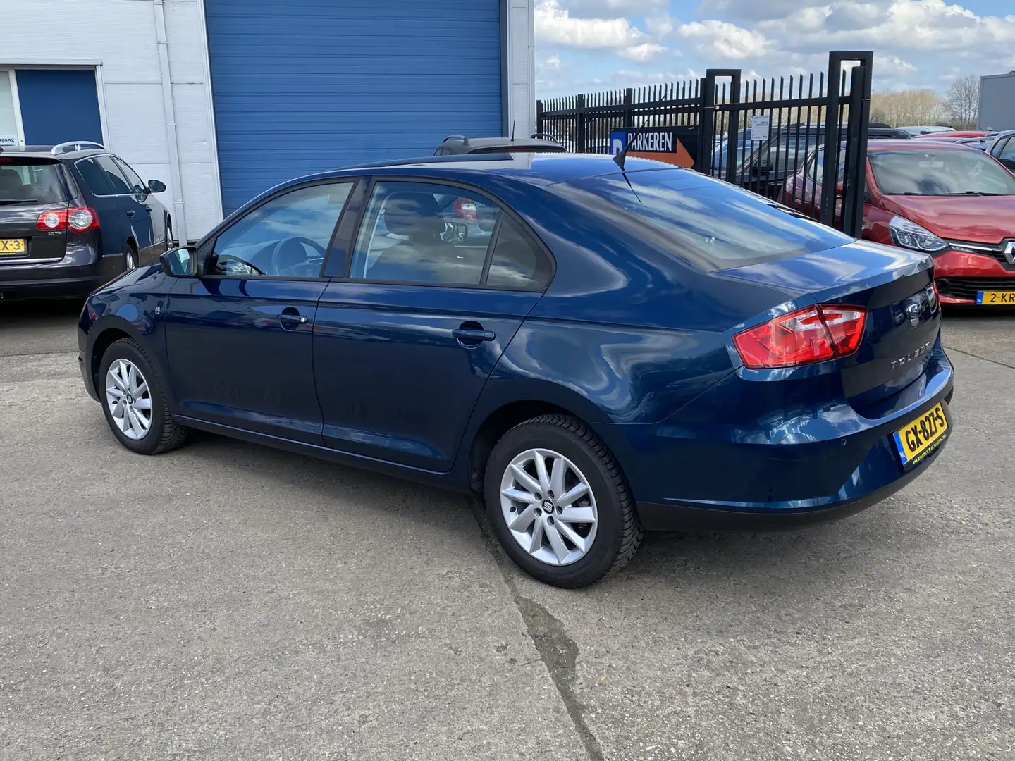 SEAT Toledo 1.2 TSI 105 PK Style, 6-BAK, AIRCO(CLIMA), CRUISE Kék - 2