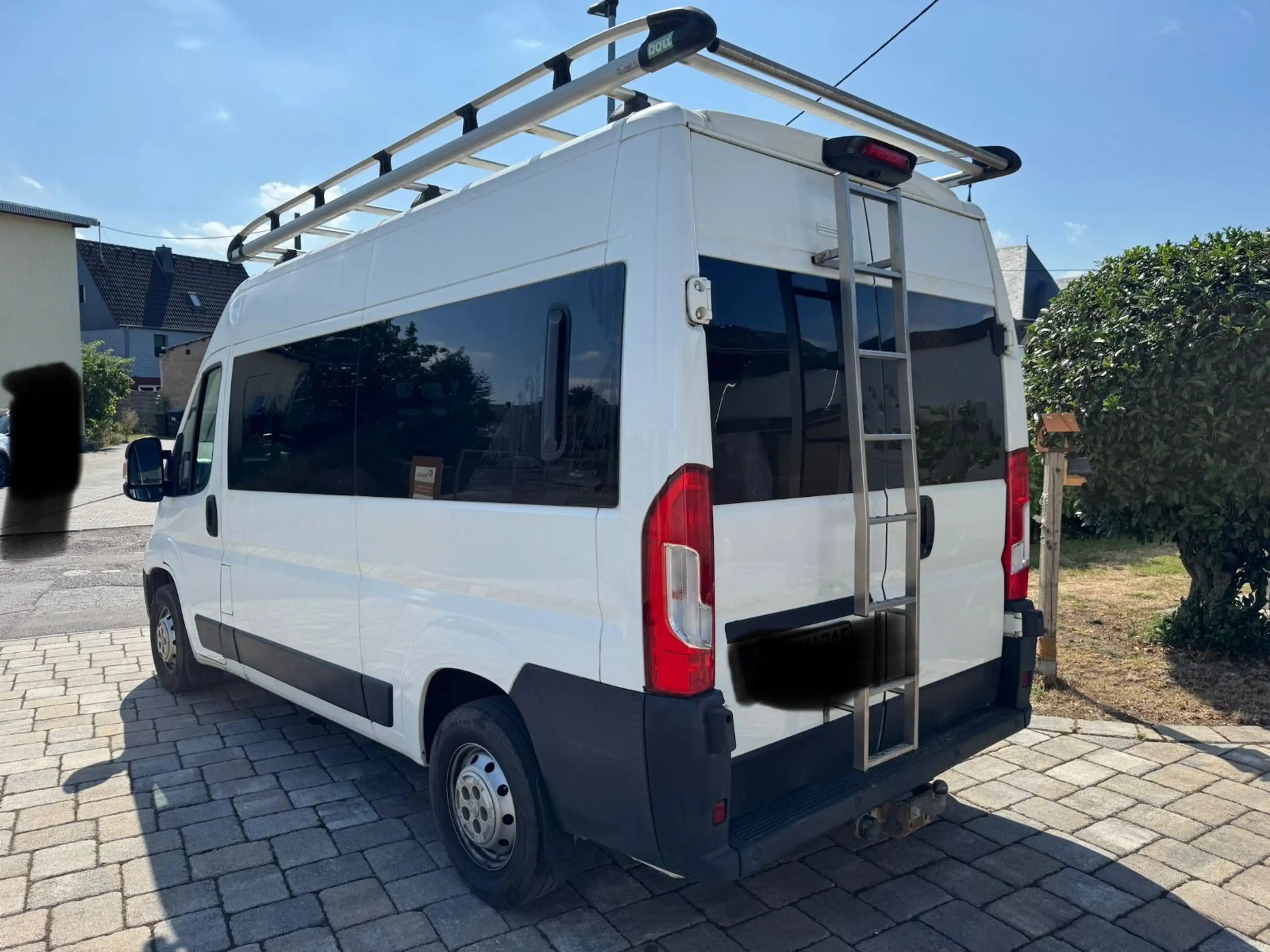 Peugeot Boxer Kombi 333 L2H3 Active Blue-HDi 140 9 Sitze — photo 8