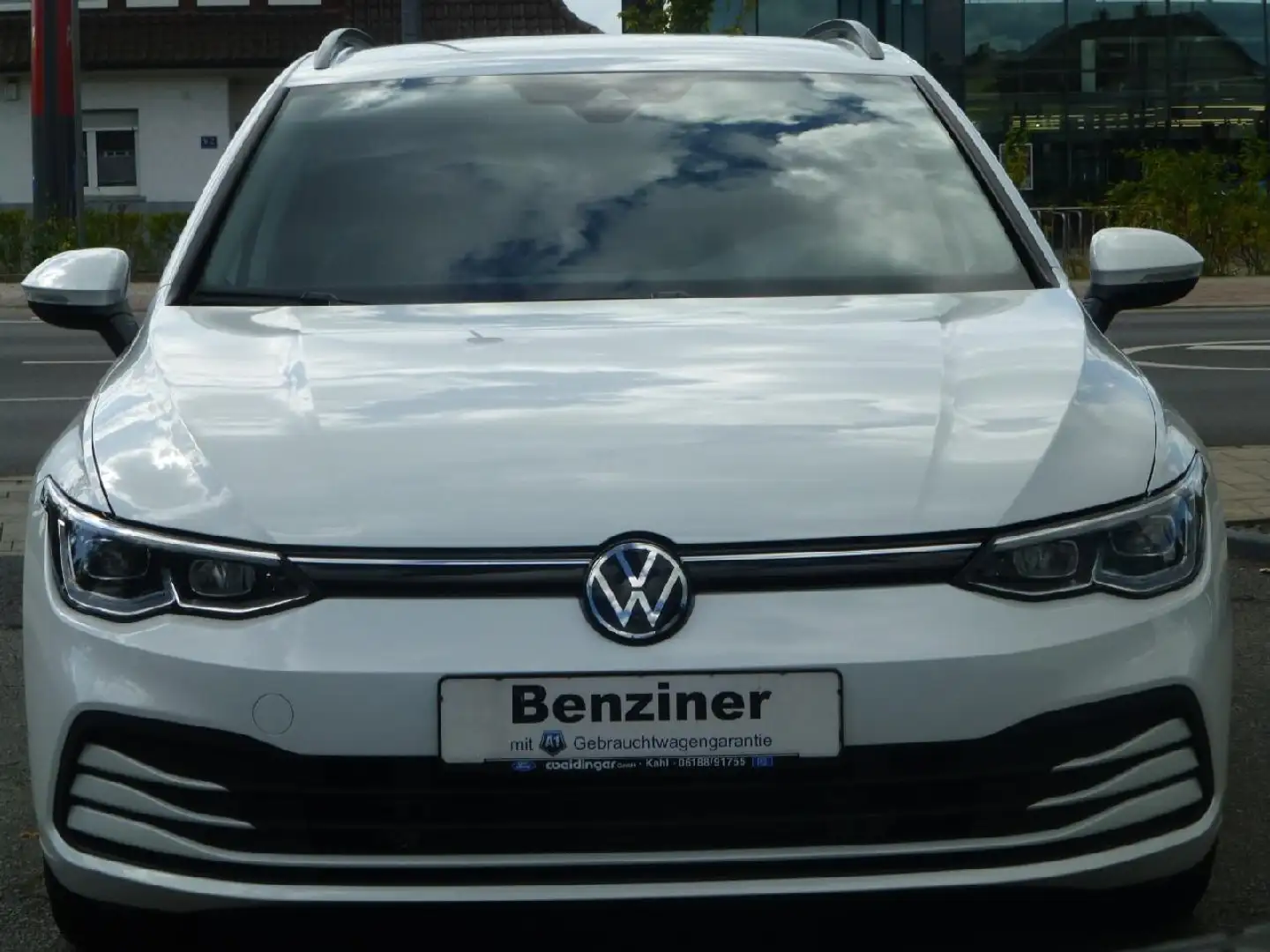 Volkswagen Golf Variant Life eTSI, Klima, LED, AHK Weiß - 1