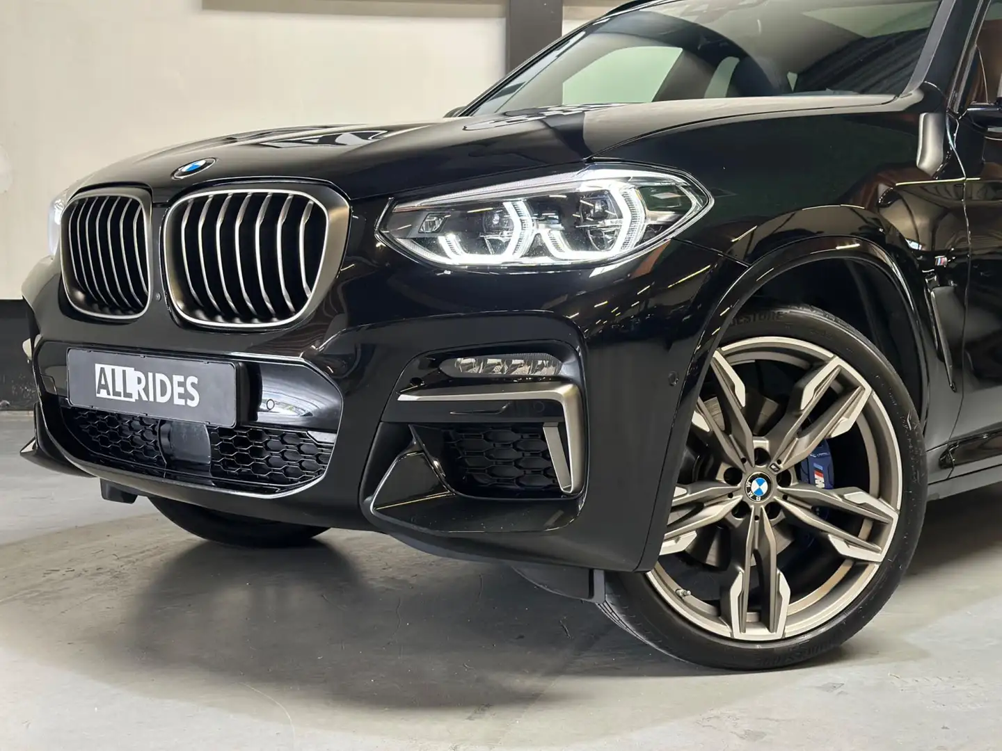 BMW X3 M40i xDrive High Executive | kuipstoelen | pano | Black - 2