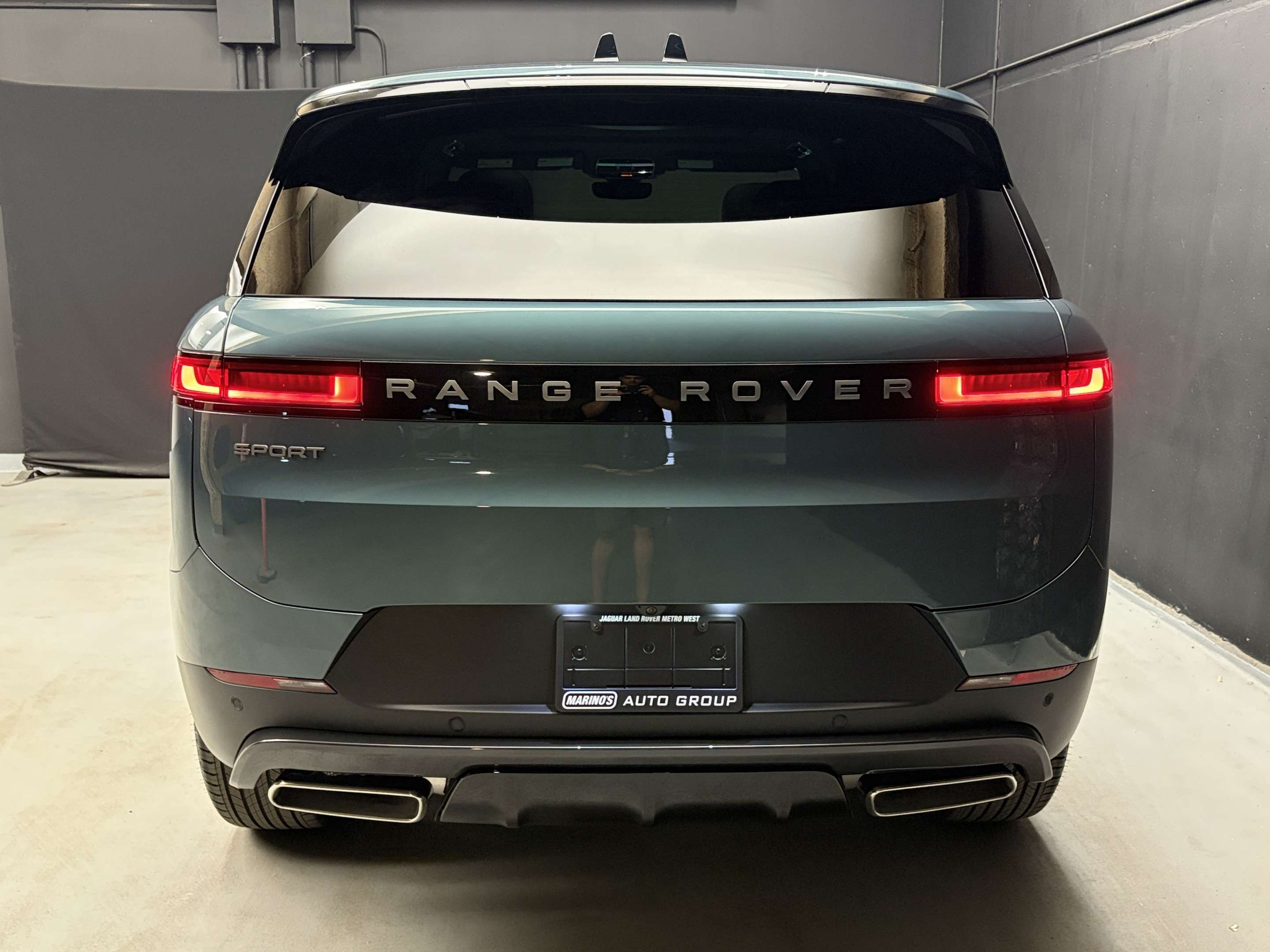 2026 Land Rover Range Rover Sport S thumb 6
