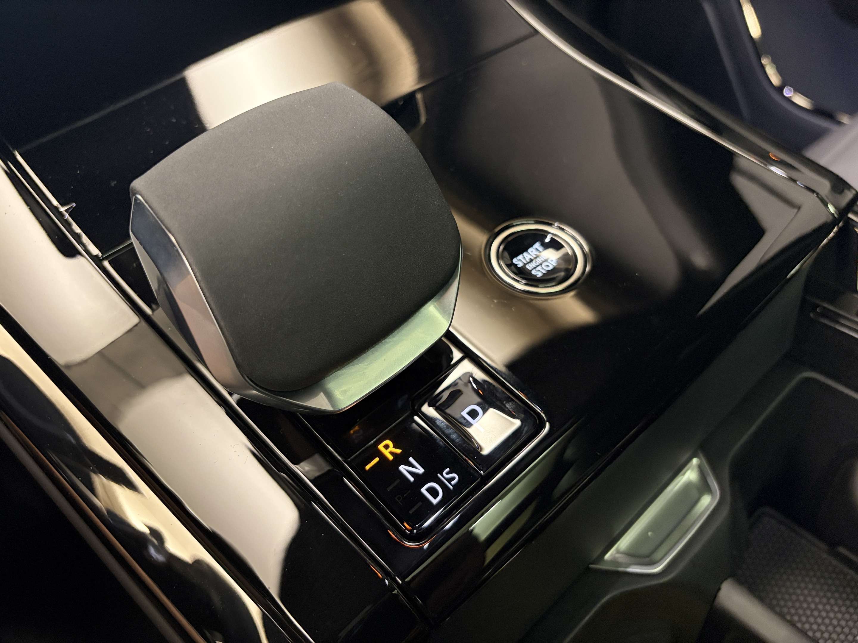 2026 Land Rover Range Rover Sport S thumb 17