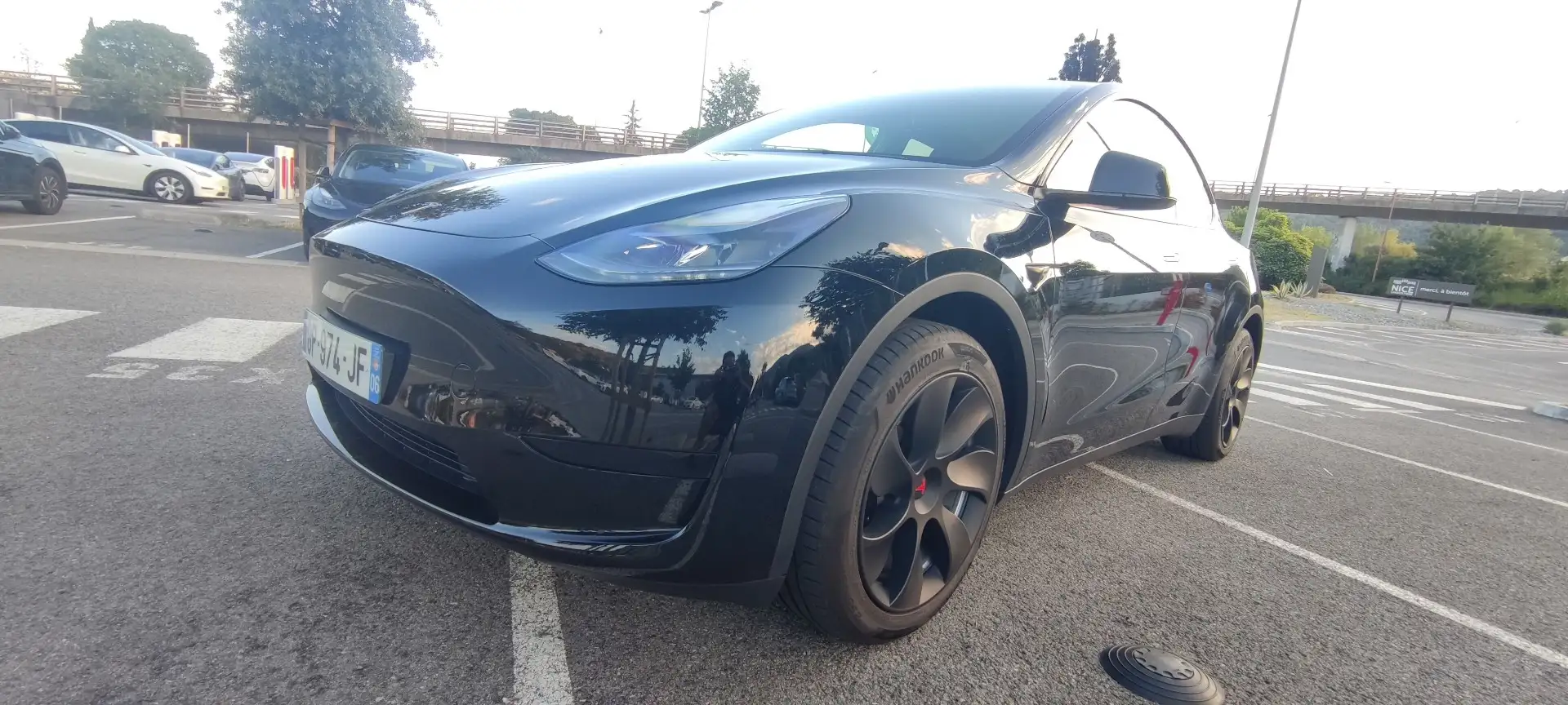Tesla Model Y - 2
